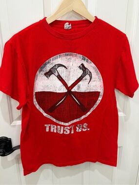 Roger Waters Tour Red Graphic Tee - Trust Us Print